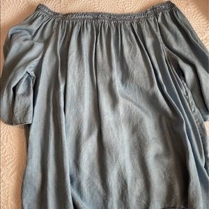 Over the shoulder top